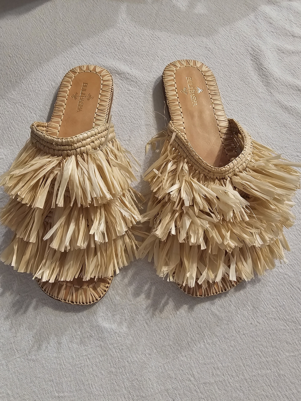 Bulibasha Massa Natural Raffia Fringe Slide Slippers Sandals Size 7 Bali Woven